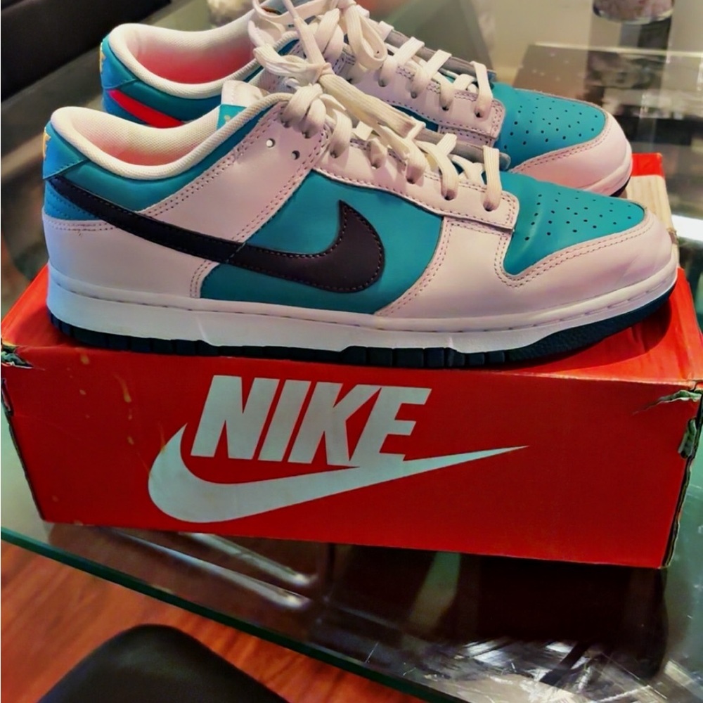 Nike Dunk low Teal and Navy Top Sneakers